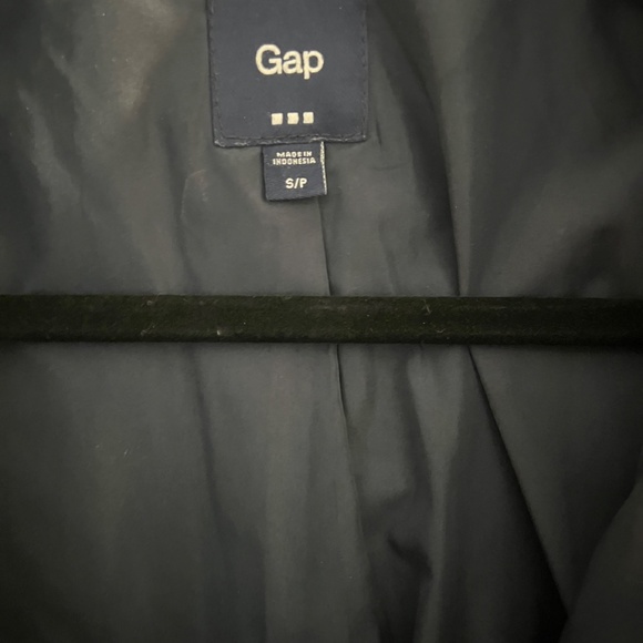 Gap womens' navy quilted jacket - Picture 4 of 8